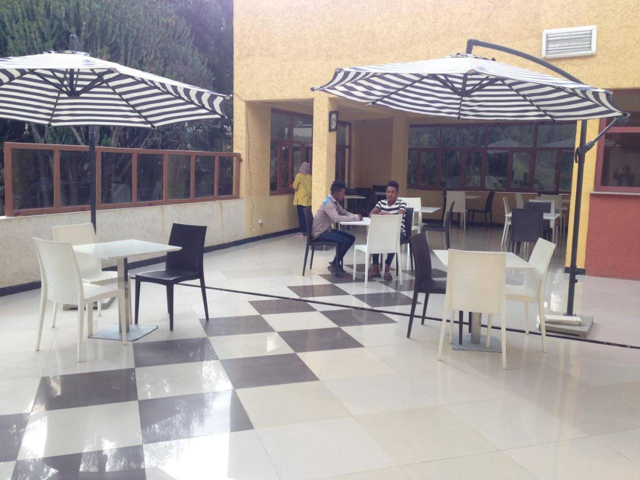 Joamla Hotel Dessie Bagian luar foto