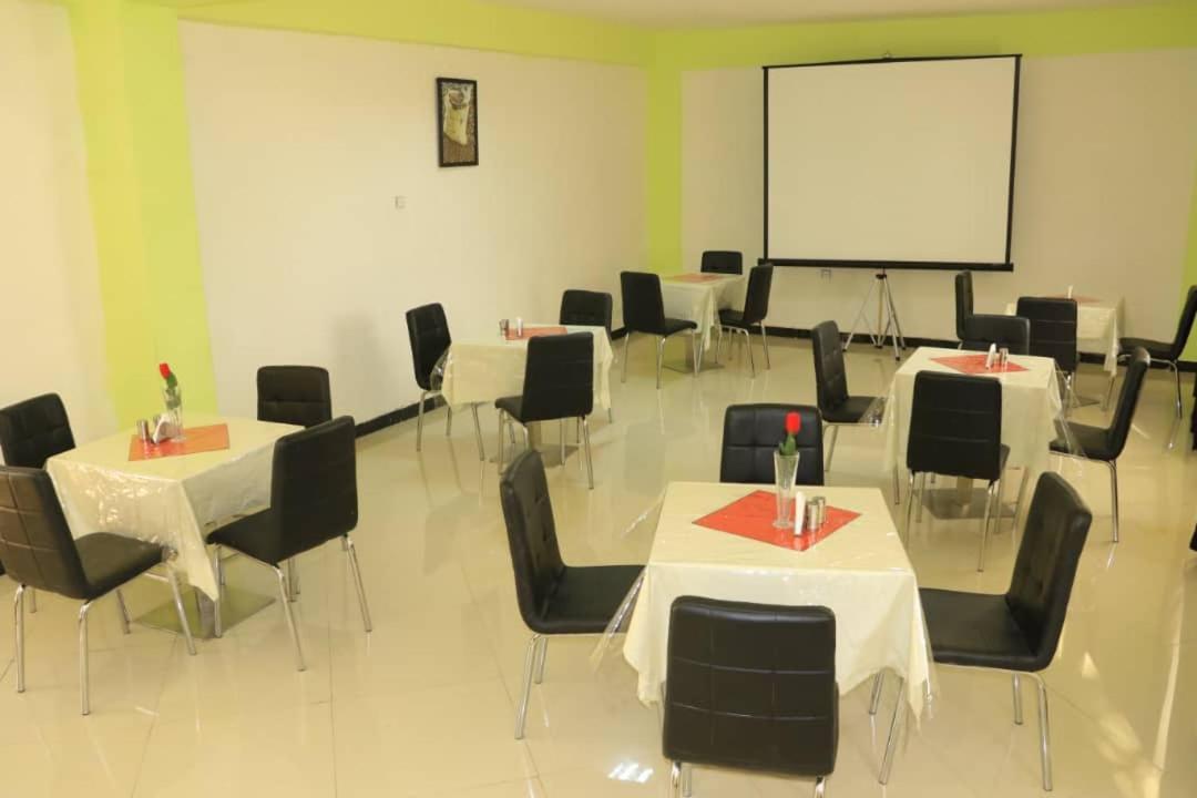 Joamla Hotel Dessie Bagian luar foto
